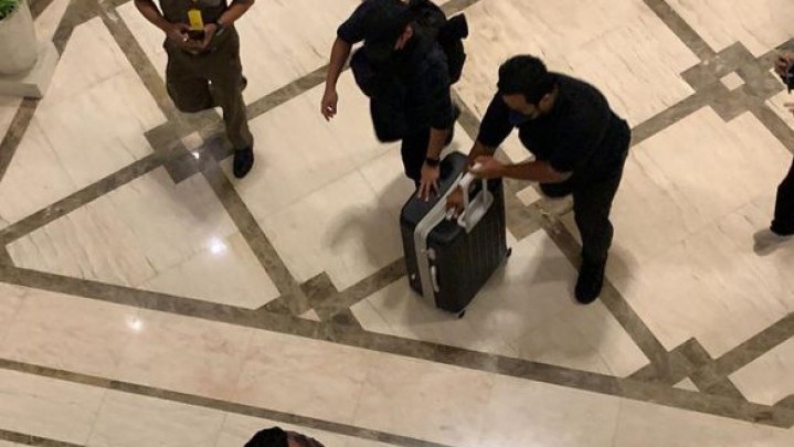 Sekda Jatim Bantah Ruangan Khofifah dan Emil Digeledah KPK: Cuma Dilihat Sekda Jatim Bantah Ruangan Khofifah dan Emil Digeledah KPK: Cuma Dilihat