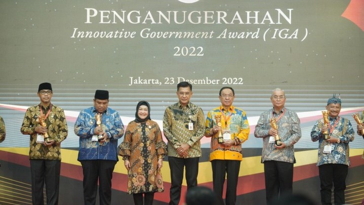 Penghargaan Kabupaten Terinovatif Berhasil Diraih Indragiri Hilir Penghargaan Kabupaten Terinovatif Berhasil Diraih Indragiri Hilir