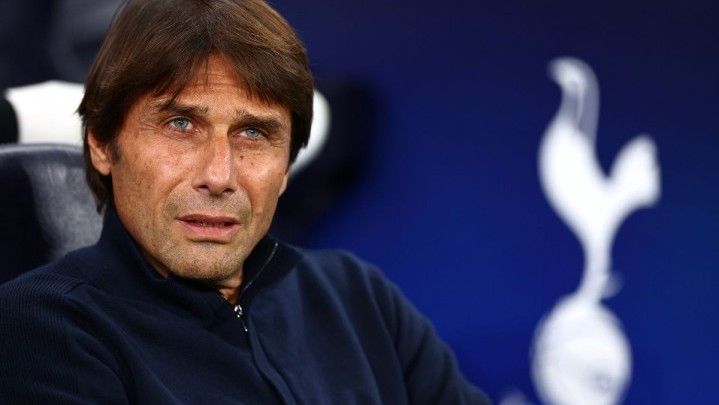 Antonio Conte Nilai Aneh Premier League Sudah Kembali Bergulir