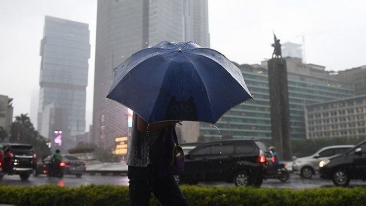 DPR Akan Panggil BRIN-BMKG Buntut Beda Prediksi Badai Dahsyat