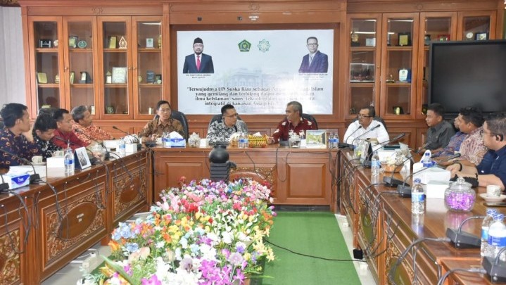 Pemkab Kampar akan Lalukan Kerja Sama dengan UIN Suska terkait Penetapan Batas Desa Pemkab Kampar akan Lalukan Kerja Sama dengan UIN Suska terkait Penetapan Batas Desa