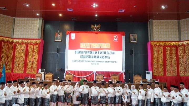 Pembangunan Tol Rengat-Dharmasraya Dibahas Bupati Paripurna HUT Dharmasraya ke-19 Pembangunan Tol Rengat-Dharmasraya Dibahas Bupati Paripurna HUT Dharmasraya ke-19