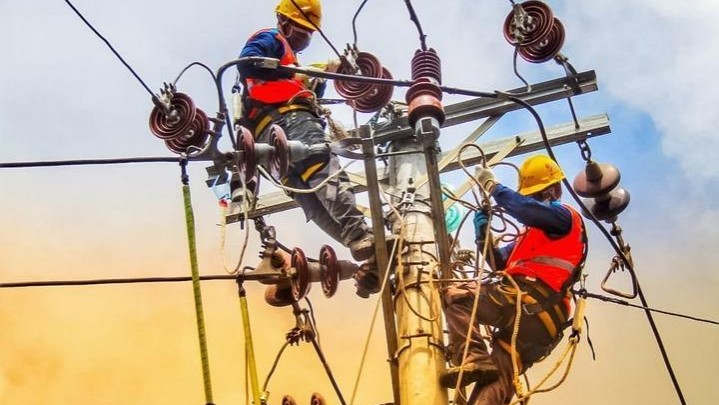 Tahun 2023 Pemprov Kepri Targetkan 6 Pulau Menyala Listrik 24 Jam Tahun 2023 Pemprov Kepri Targetkan 6 Pulau Menyala Listrik 24 Jam