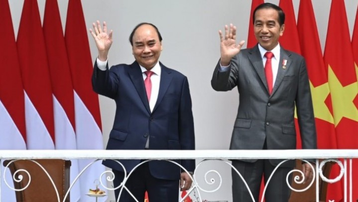 Presiden Mundur Setelah Tahu Ada Bawahan Korupsi Presiden Mundur Setelah Tahu Ada Bawahan Korupsi