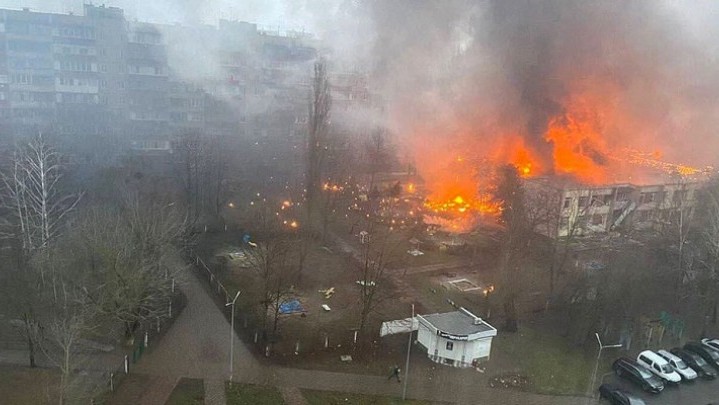 Helikopter Darurat Jatuh, Mendagri Jadi Korban Jiwa Helikopter Darurat Jatuh, Mendagri Jadi Korban Jiwa