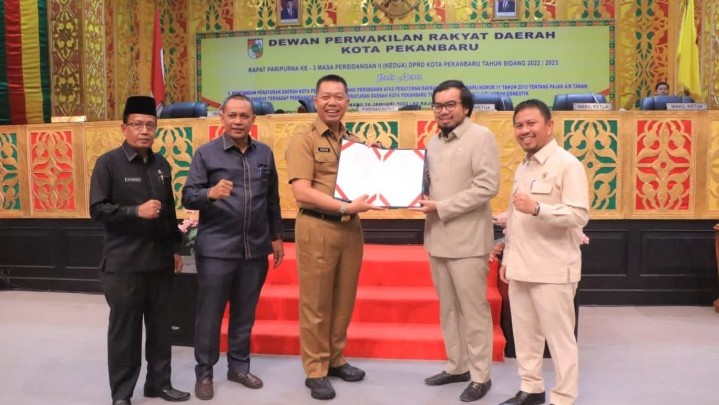 Pekanbaru Kini Miliki Perda Pengelolaan Air Limbah Domestik Pekanbaru Kini Miliki Perda Pengelolaan Air Limbah Domestik