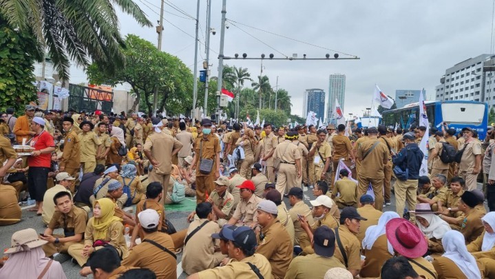 Puluhan Ribu Perangkat Desa Minta Jadi PNS
