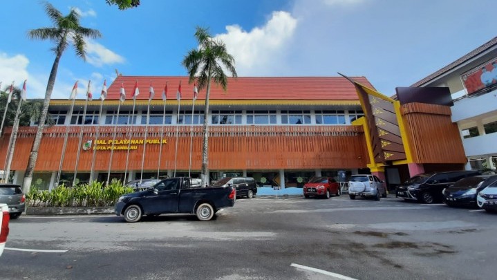 Sehari Ratusan Warga Akses Sejumlah Layanan di MPP Pekanbaru Sehari Ratusan Warga Akses Sejumlah Layanan di MPP Pekanbaru