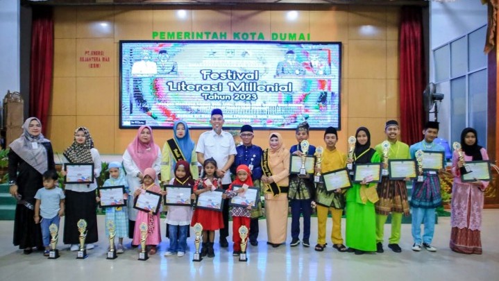 Festival Literasi Digelar untuk Meningkatkan Minat Baca Anak-anak di Kota Dumai Festival Literasi Digelar untuk Meningkatkan Minat Baca Anak-anak di Kota Dumai