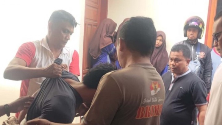 Dua Nelayan di Batang Kapas Sumbar Diamankan Petugas, Ini Penyebabnya Dua Nelayan di Batang Kapas Sumbar Diamankan Petugas, Ini Penyebabnya