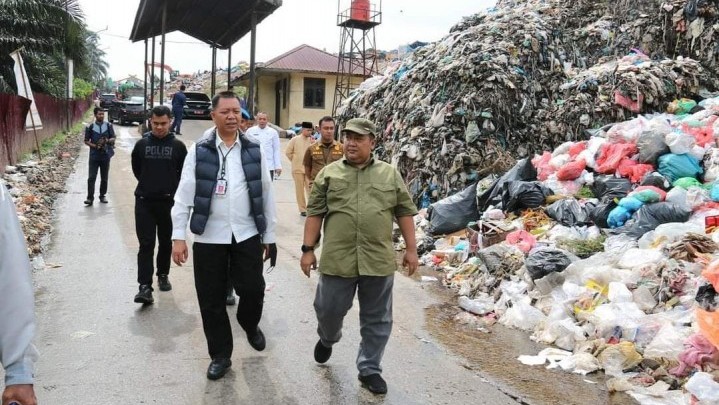 Pemko Pekanbaru Pastikan Evaluasi Pengelolaan Angkutan Sampah