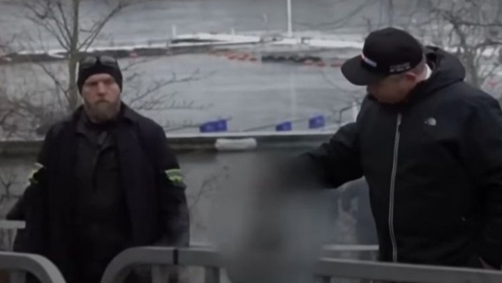 Paludan Janji Bakar Al-Quran Tiap Jumat sampai Swedia Masuk NATO Paludan Janji Bakar Al-Quran Tiap Jumat sampai Swedia Masuk NATO