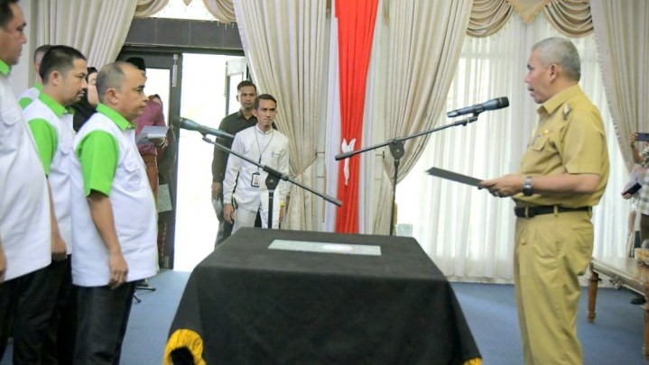 Forum CSR dilantik, Pj Bupati Kamsol Minta Bersinergi Bangun Kampar Forum CSR dilantik, Pj Bupati Kamsol Minta Bersinergi Bangun Kampar