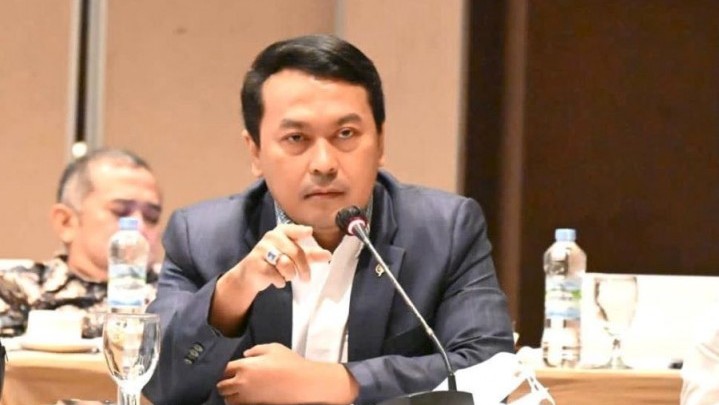 Fraksi NasDem Ancam Laporkan Kepala BRIN ke KPK Fraksi NasDem Ancam Laporkan Kepala BRIN ke KPK