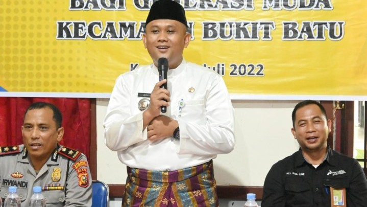 Kini Masyarakat Bukit Batu Bengkalis Bisa Urus Dokumen Kependudukan dari Rumah Kini Masyarakat Bukit Batu Bengkalis Bisa Urus Dokumen Kependudukan dari Rumah