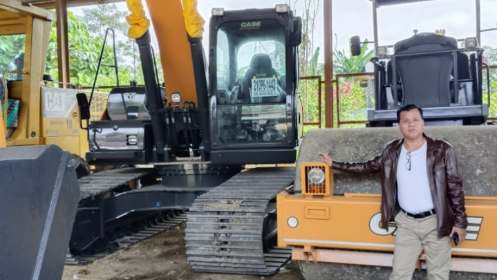 Plt Bupati Kuansing Beri Penegasan pada Dinas PUPR Setelah Dapat Tambahan Alat Berat