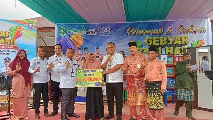 UEK Perdana Mandiri Sejahtera Sungai Pakning Gelar Gebyar Bagi Hasil Tahunan Berhadiah UEK Perdana Mandiri Sejahtera Sungai Pakning Gelar Gebyar Bagi Hasil Tahunan Berhadiah
