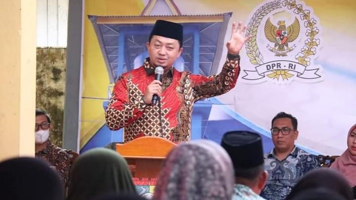 Syahrul Aidi Minta Dana Desa Dapat Dipergunakan Beli Lahan untuk Dimanfaatkan Masyarakat Miskin Syahrul Aidi Minta Dana Desa Dapat Dipergunakan Beli Lahan untuk Dimanfaatkan Masyarakat Miskin