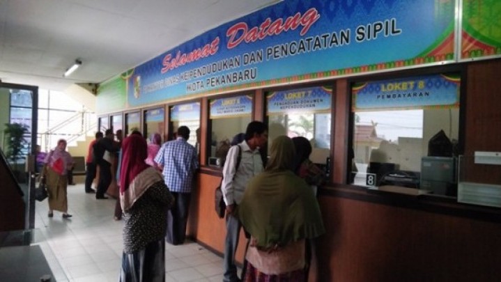 Disdukcapil Pekanbaru Targetkan Tahun Ini 25 Persen Masyarakat Registrasi IKD Disdukcapil Pekanbaru Targetkan Tahun Ini 25 Persen Masyarakat Registrasi IKD