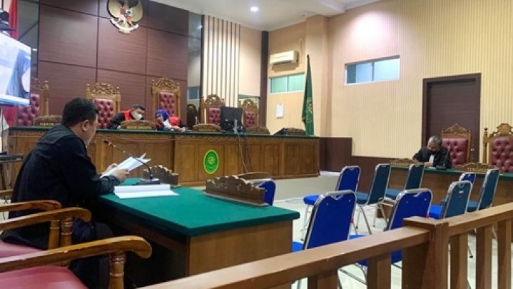 Korupsi Dana BOS, Mantan Kepsek di Batam Ditutntut 2 Tahun Penjara Korupsi Dana BOS, Mantan Kepsek di Batam Ditutntut 2 Tahun Penjara