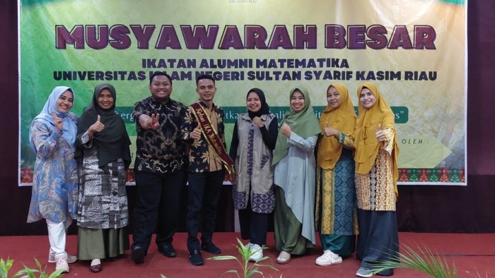 Afrian Deni Terpilih Sebagai Ketum Alumni IKA-Matematika UIN Suska Riau Pertama Afrian Deni Terpilih Sebagai Ketum Alumni IKA-Matematika UIN Suska Riau Pertama