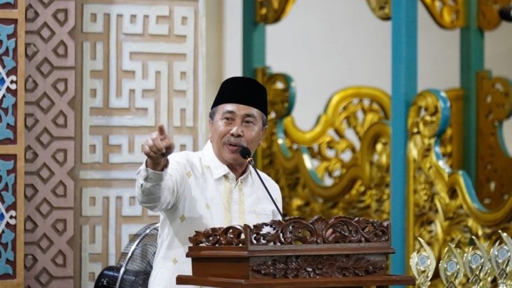 Gubernur Syamsuar Himbau Wakaf Rp 1.000 Per Hari