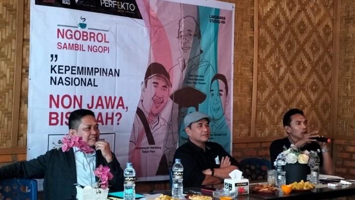 Bedah Kepemimpinan Nasional dari Non Jawa, Direktur Sijari: Bukan Menyenggol Persoalan SARA Bedah Kepemimpinan Nasional dari Non Jawa, Direktur Sijari: Bukan Menyenggol Persoalan SARA