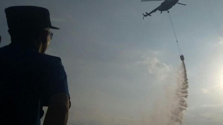 Ini Info Terbaru Permintaan Bantuan Helikopter Tangani Karhutla Riau Ini Info Terbaru Permintaan Bantuan Helikopter Tangani Karhutla Riau