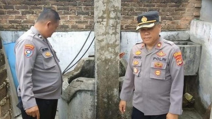 Nenek Lompat ke Sumur Tetangga, Diduga Tak Kuat Tahan Sakit Nenek Lompat ke Sumur Tetangga, Diduga Tak Kuat Tahan Sakit