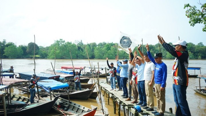 Mancing Bareng Udang Galah, Demi Lestarikan Sungai Siak Mancing Bareng Udang Galah, Demi Lestarikan Sungai Siak
