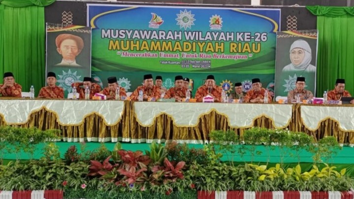 Muswil, Ketua PW Muhammadiyah Riau Dipercayakan pada Dr Hendri Sayuti
