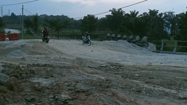 Gerak Cepat PUPR Kampar Atasi Box Culvert Ambruk Gerak Cepat PUPR Kampar Atasi Box Culvert Ambruk