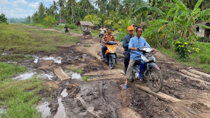 Syahrul Aidi: Kita akan Bangun Jalan Lintas Bono dan Lubuk Agung-Sumbar Melalui APBN