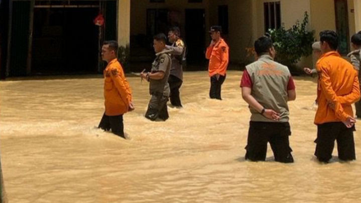 Banjir Rendam Ratusan Rumah di Tiga Desa Kuansing