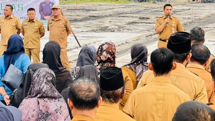 Kios Pasar Cik Puan Kembali Dibangun Kios Pasar Cik Puan Kembali Dibangun