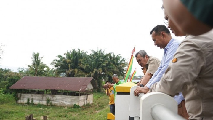 Gubri Syamsuar Resmikan Jembatan Sei Palis dan Sei Kubu Rokan IV Koto Rohul Gubri Syamsuar Resmikan Jembatan Sei Palis dan Sei Kubu Rokan IV Koto Rohul