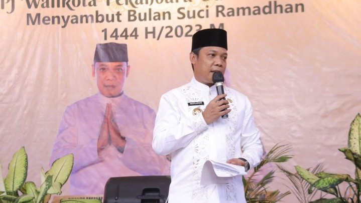 Pj Wali Kota Pekanbaru Akan Berikan Honor Bagi Para Juru Dakwah Pj Wali Kota Pekanbaru Akan Berikan Honor Bagi Para Juru Dakwah