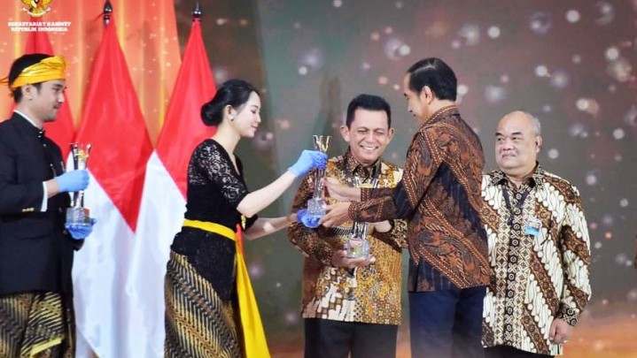 Provinsi Kepri yang Terbaik Tangani Pandemi Covid-19 di Wilayah Sumatera Provinsi Kepri yang Terbaik Tangani Pandemi Covid-19 di Wilayah Sumatera