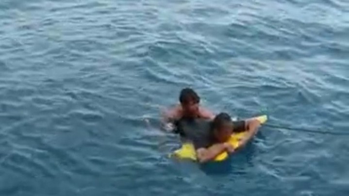 Ini Penjelasan Basarnas Pasaman soal Kapal Bagan Nelayan Dihantam Gelombang Ini Penjelasan Basarnas Pasaman soal Kapal Bagan Nelayan Dihantam Gelombang