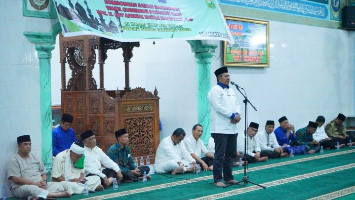 Di Kecamatan Tualang, Bupati Alfedri Sambut Tim Safari Ramadan Pemprov Riau Di Kecamatan Tualang, Bupati Alfedri Sambut Tim Safari Ramadan Pemprov Riau