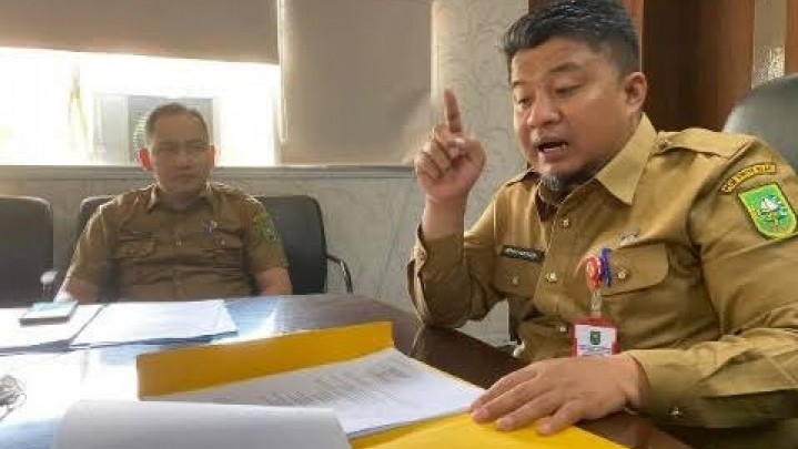 Disnakertrans Riau Mulai Buka Posko Pengaduan THR Dua Pekan Sebelum Lebaran Disnakertrans Riau Mulai Buka Posko Pengaduan THR Dua Pekan Sebelum Lebaran