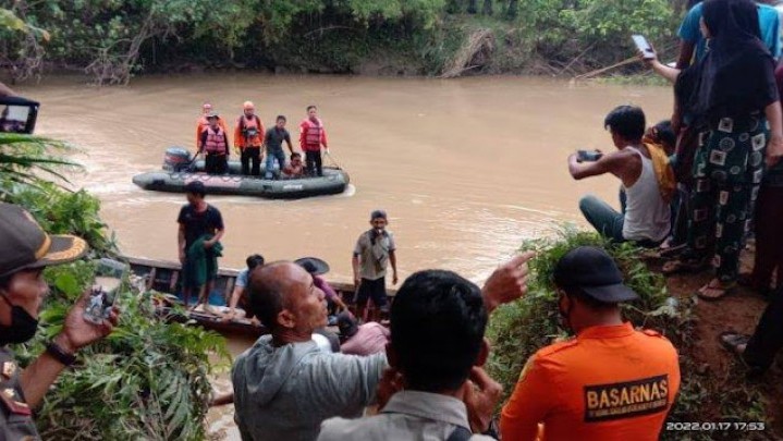 Jasad Bocah Diterkam Buaya di Pasbar Ditemukan, SAR Padang: Meninggal Dunia Jasad Bocah Diterkam Buaya di Pasbar Ditemukan, SAR Padang: Meninggal Dunia