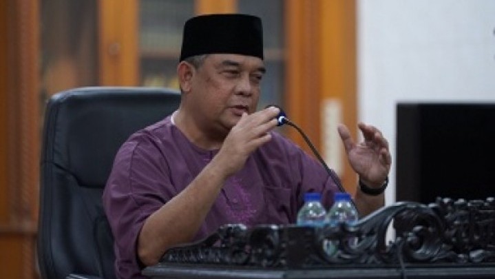 Wakil Gubernur Riau Ingatkan Umat Islam Tetap Pertahan Ketakwaan Wakil Gubernur Riau Ingatkan Umat Islam Tetap Pertahan Ketakwaan