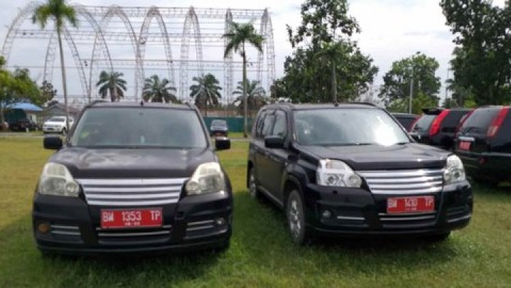 Mobil Dinas Pemprov Riau Dikandangkan Selama Cuti Lebaran Mobil Dinas Pemprov Riau Dikandangkan Selama Cuti Lebaran