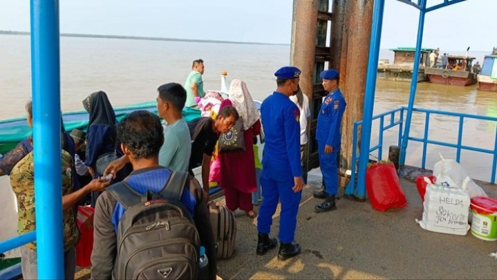 Satpolair Polres Pelalawan Siagakan Kapal Patroli Satpolair Polres Pelalawan Siagakan Kapal Patroli