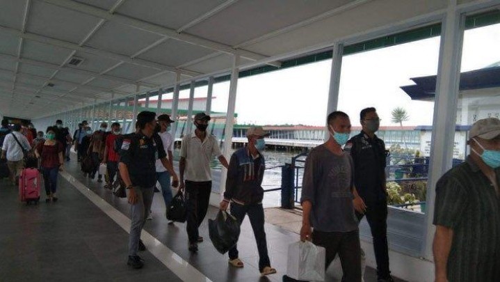 Masyarakat Kepri Dapat 1.720 Tiket Balik Mudik Gratis dari Polda Masyarakat Kepri Dapat 1.720 Tiket Balik Mudik Gratis dari Polda