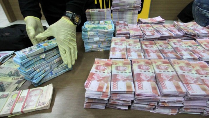 Pemprov Riau Kucurkan Anggaran Rp350 Miliar Setiap Tahun untuk Bosda Pemprov Riau Kucurkan Anggaran Rp350 Miliar Setiap Tahun untuk Bosda