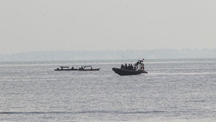 Kapal Karam di Perairan Pasbar, 1 Nelayan Hilang Kapal Karam di Perairan Pasbar, 1 Nelayan Hilang