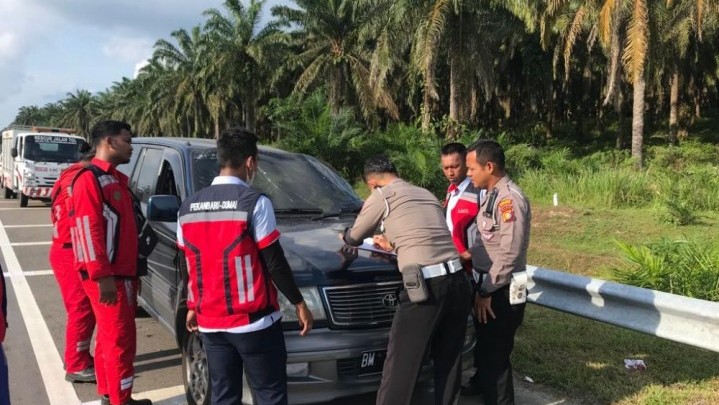 Lakalantas di Tol Pekanbaru-Dumai, Penumpang Toyota Kijang Krista Meninggal Lakalantas di Tol Pekanbaru-Dumai, Penumpang Toyota Kijang Krista Meninggal