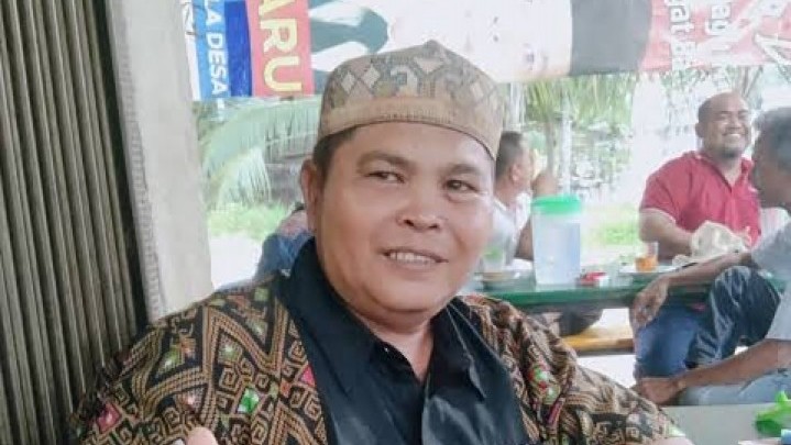 Masyarakat Apresiasi Kinerja Kades Padang Luas Kampar, Bawa Bantuan Beda Rumah 17 Unit Masyarakat Apresiasi Kinerja Kades Padang Luas Kampar, Bawa Bantuan Beda Rumah 17 Unit